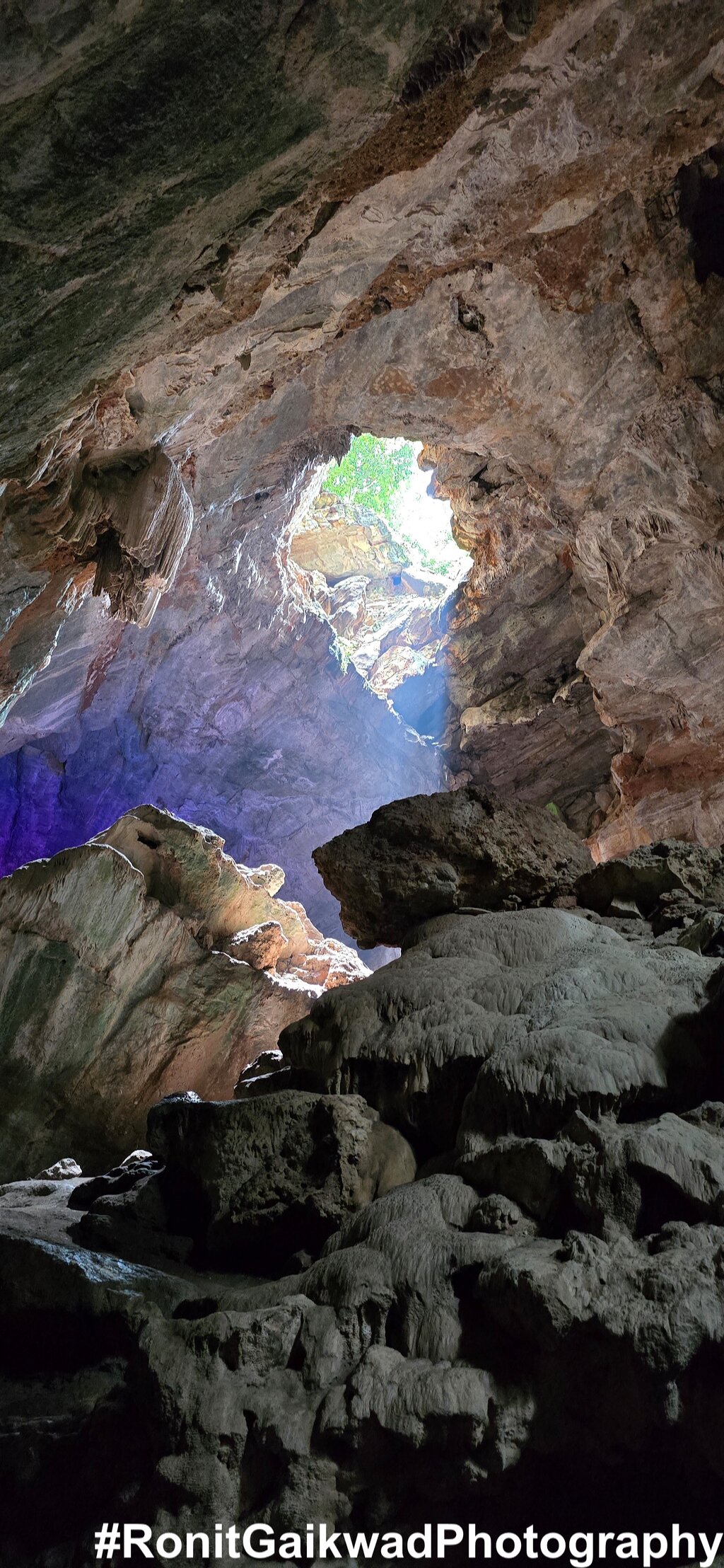 Akkamahadevi Caves