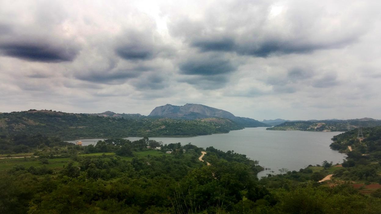 Manchanabele Dam