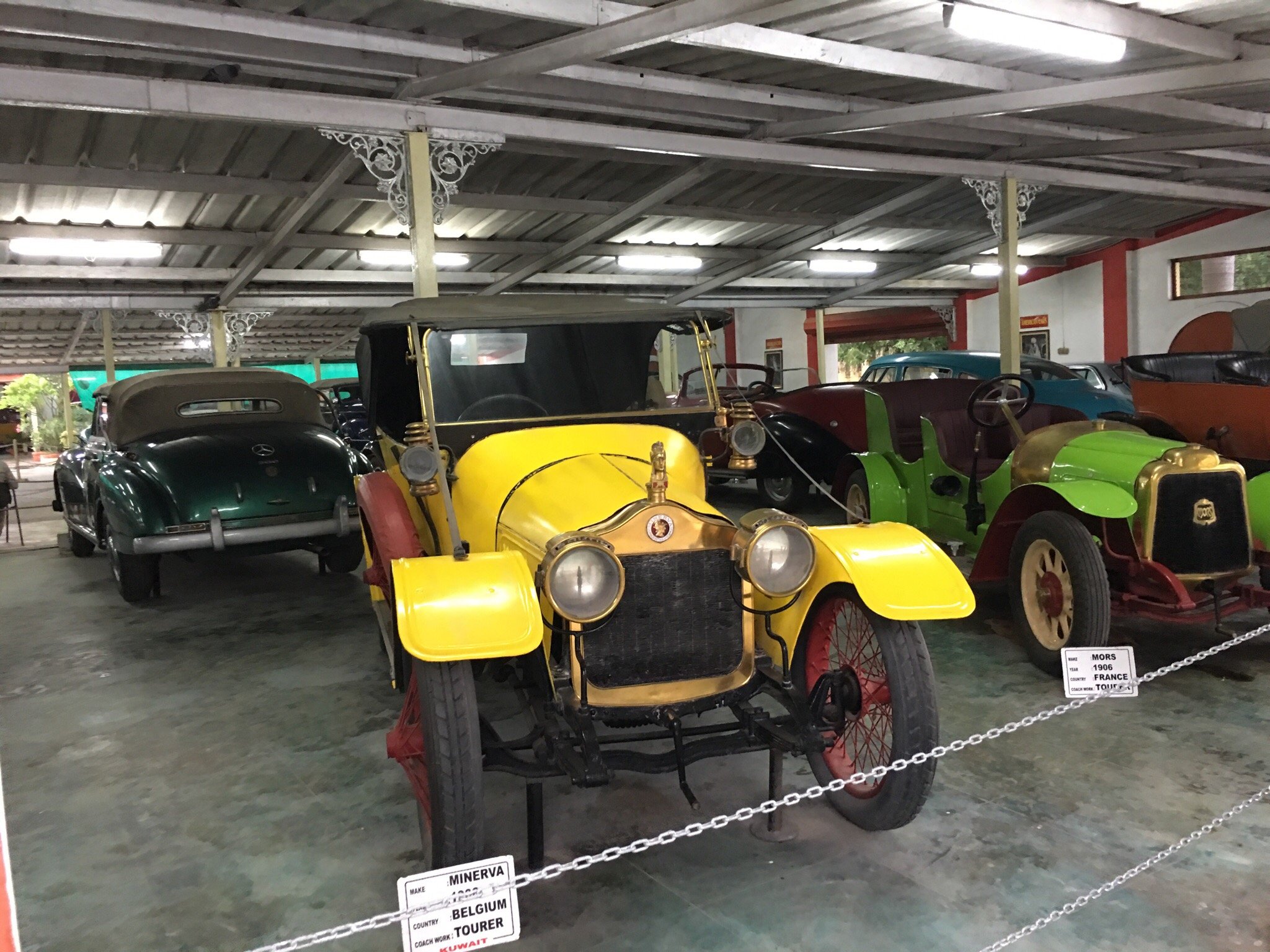 AutoWorld Vintage Car Museum