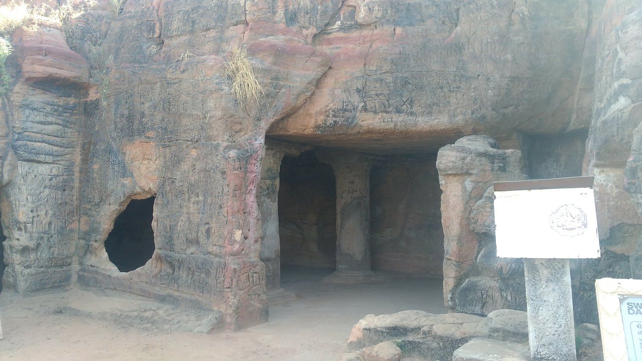 Buddhist Caves of Siyot