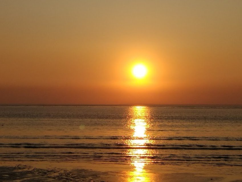 Dumas Beach