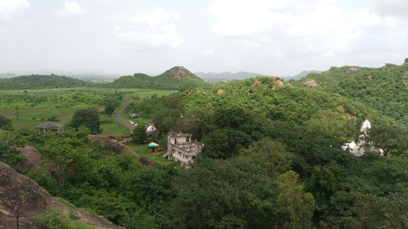 Kadia Dungar Caves