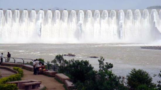 Sardar Sarovar Dam Viewpoint