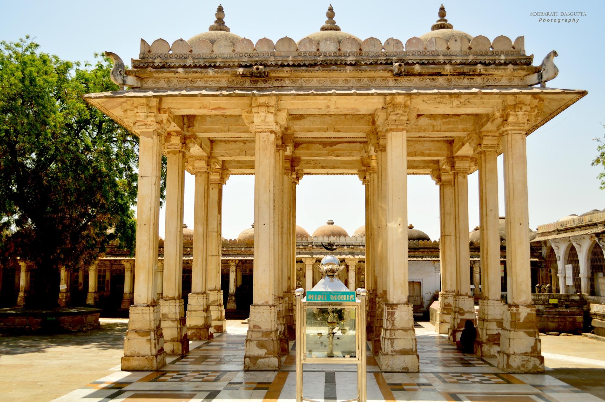 Sarkhej Roza