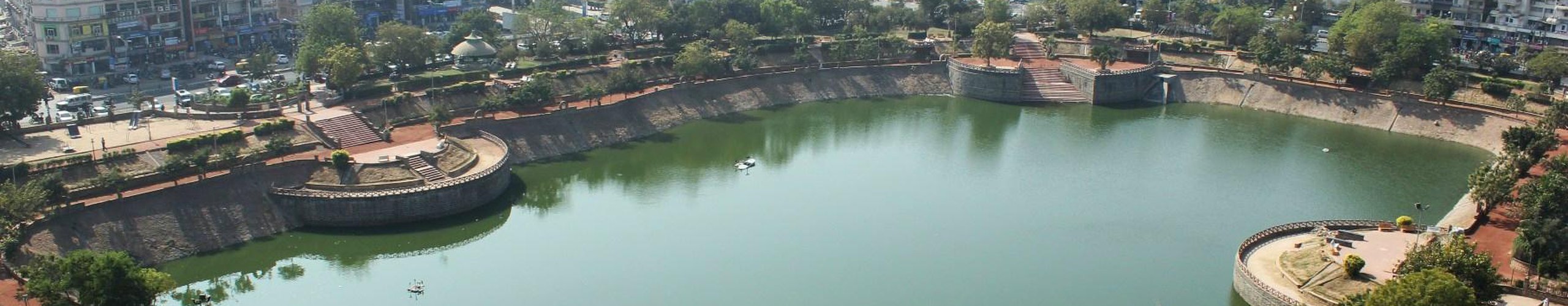 Vastrapur Lake