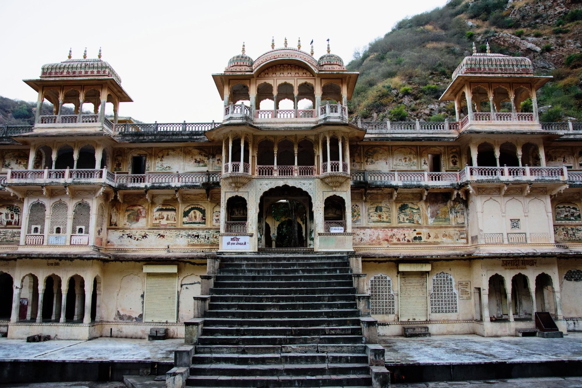 Morning at Galta Ji Temple
