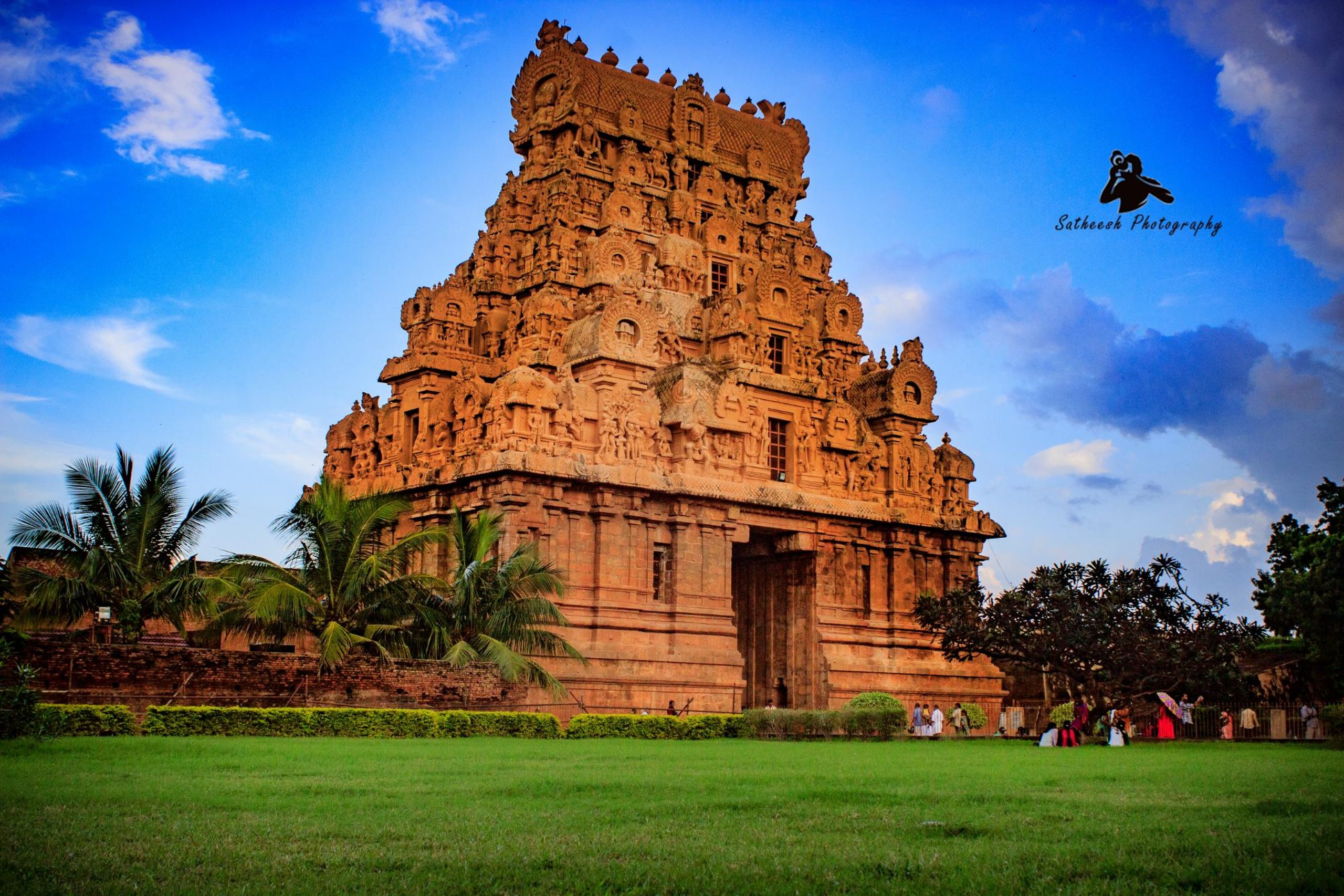 Brihadeeswarar Temple Gopuram